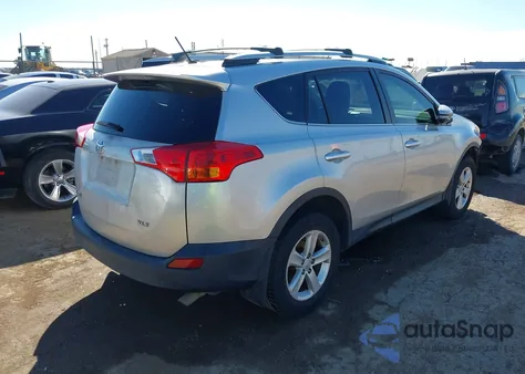 2013 Toyota Rav4 Xle z USA, uszkodzony, nr VIN JTMWFREV0DD000743